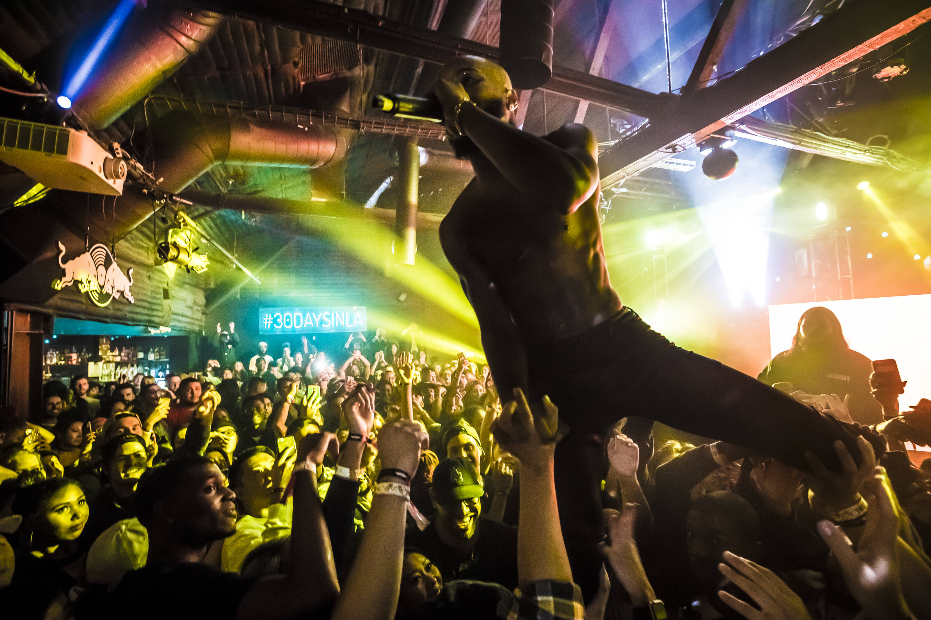 Event production with dynamic lighting